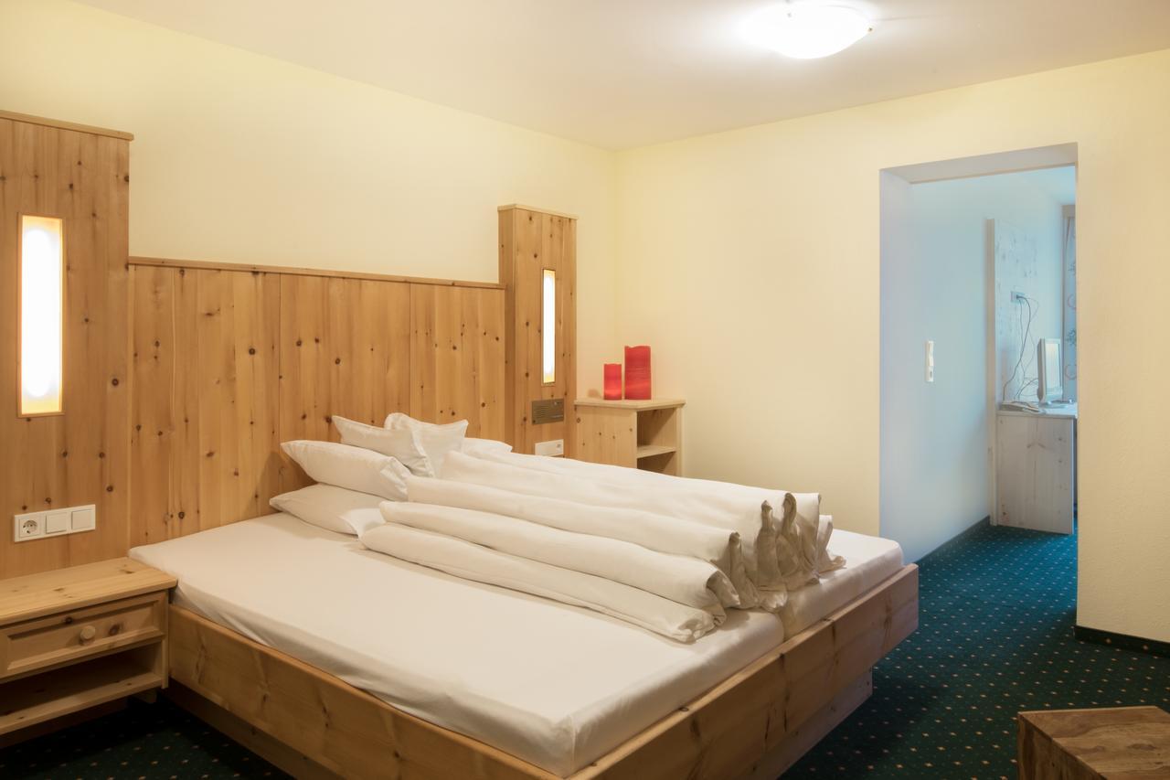 Hotel Waldcafe ゼルデン エクステリア 写真