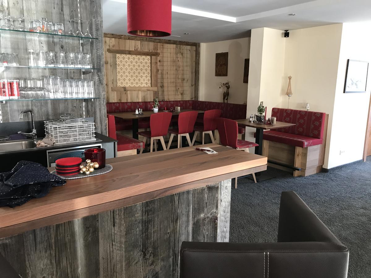Hotel Waldcafe ゼルデン エクステリア 写真